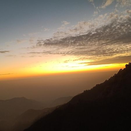 Humble Stay Villa Kasauli Bagian luar foto