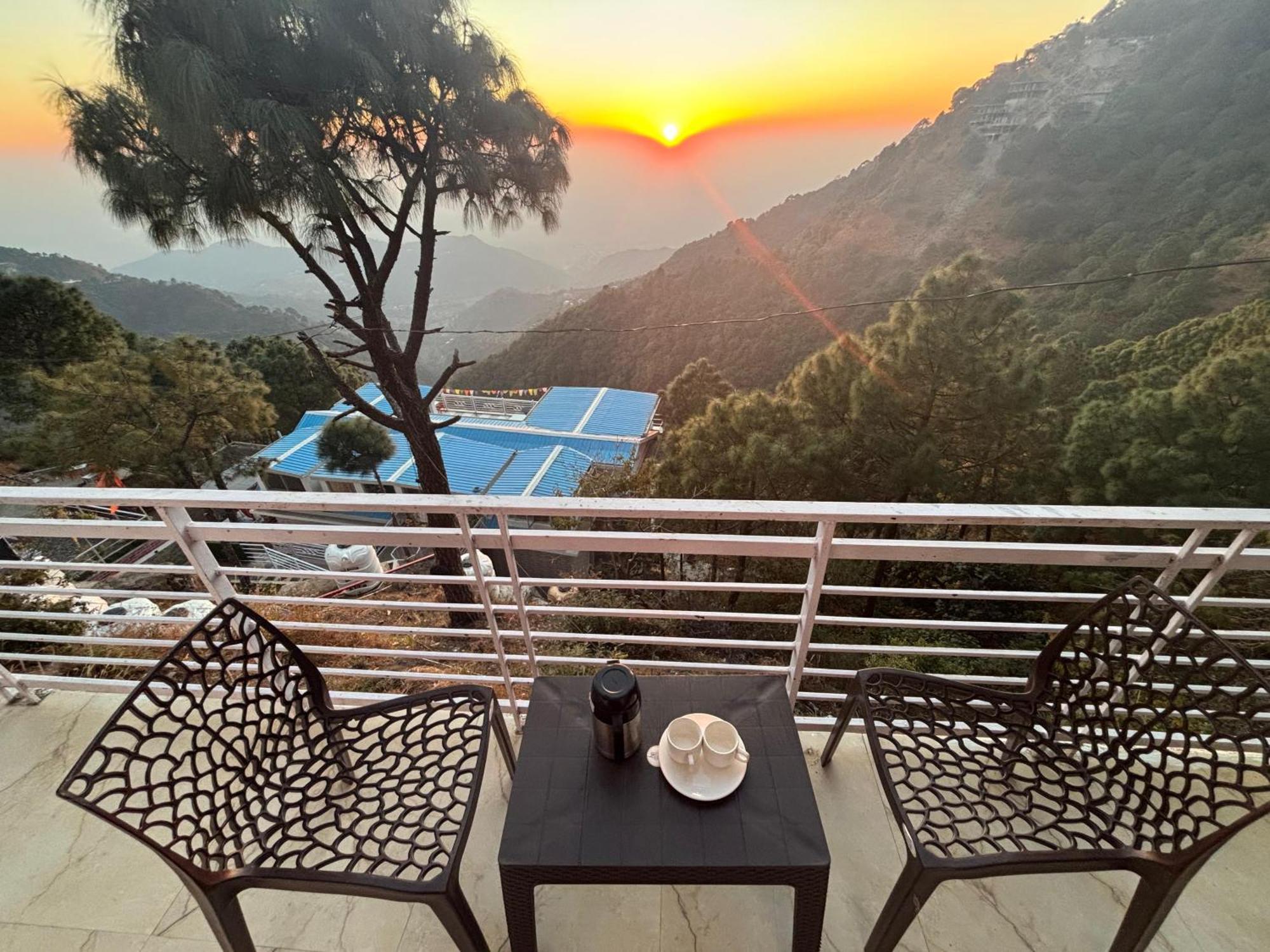Humble Stay Villa Kasauli Bagian luar foto
